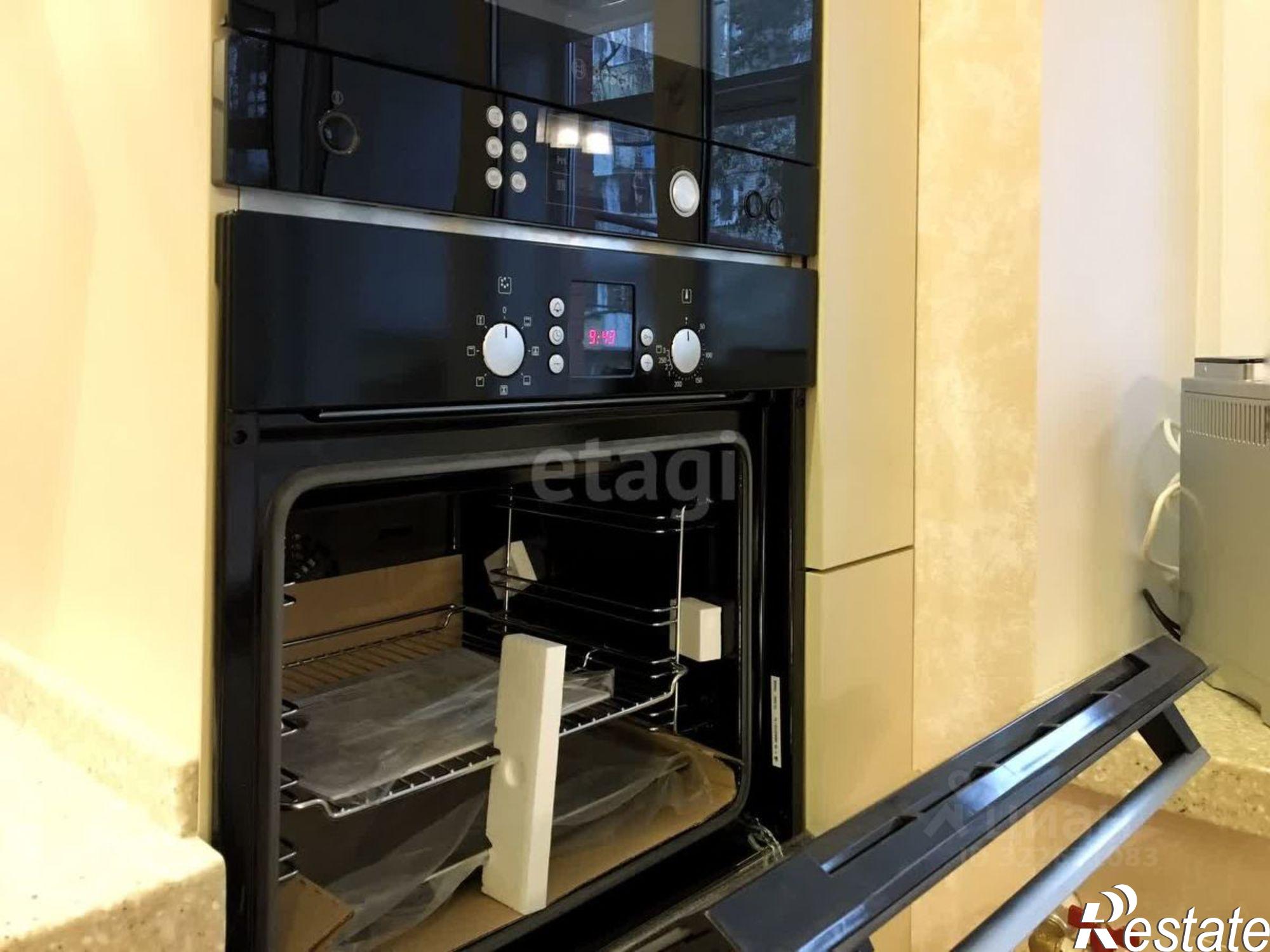 Купить квартиру за 25 000 000 рублей на ул Андреевская, 96