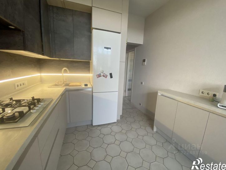 4-комн квартира Андреевская улица, 96,  д. 96