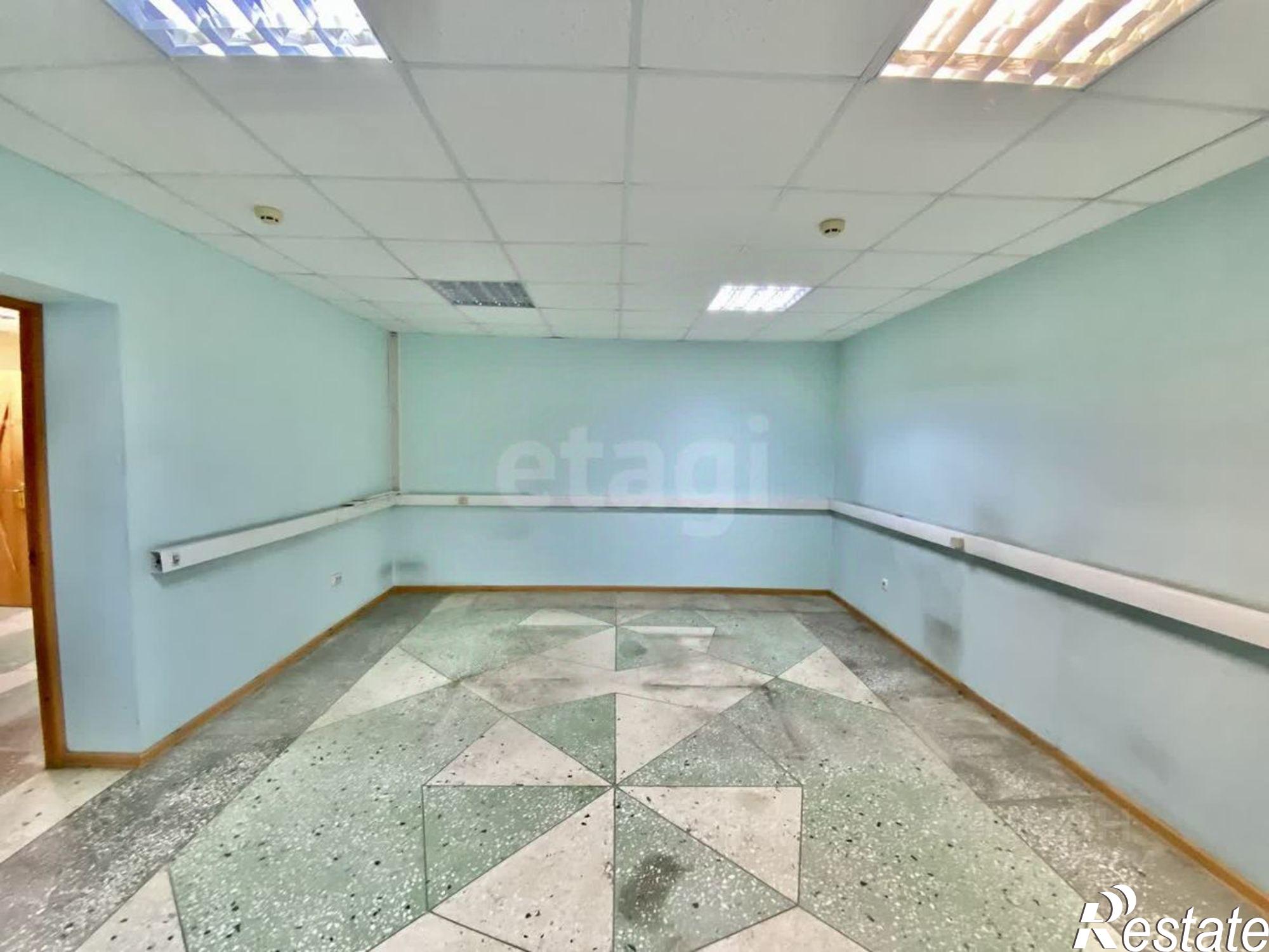 Сдать офис, помещение под офис за 94 451 рублей на Мичуринская улица, 2А