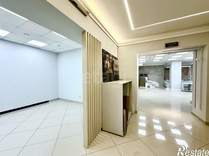 Помещение свободного назначения улица Карла Маркса, 61/175,  д. 61/175