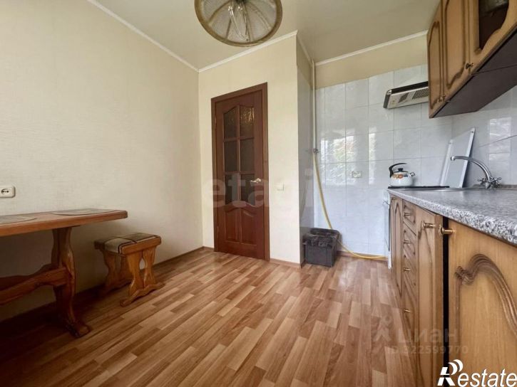 2-комн квартира улица 60 лет Октября, 4,  д. 4