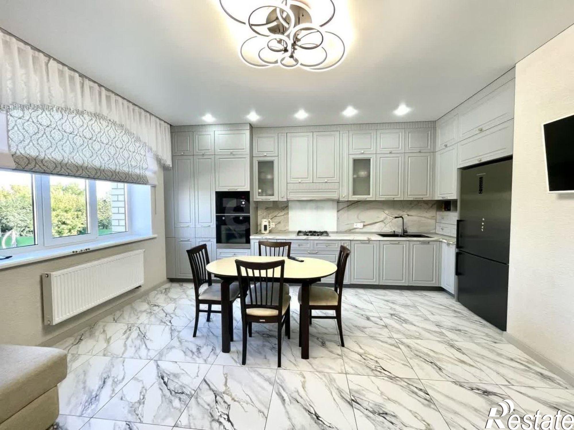 Купить квартиру за 25 000 000 рублей на улица Кирова, 6