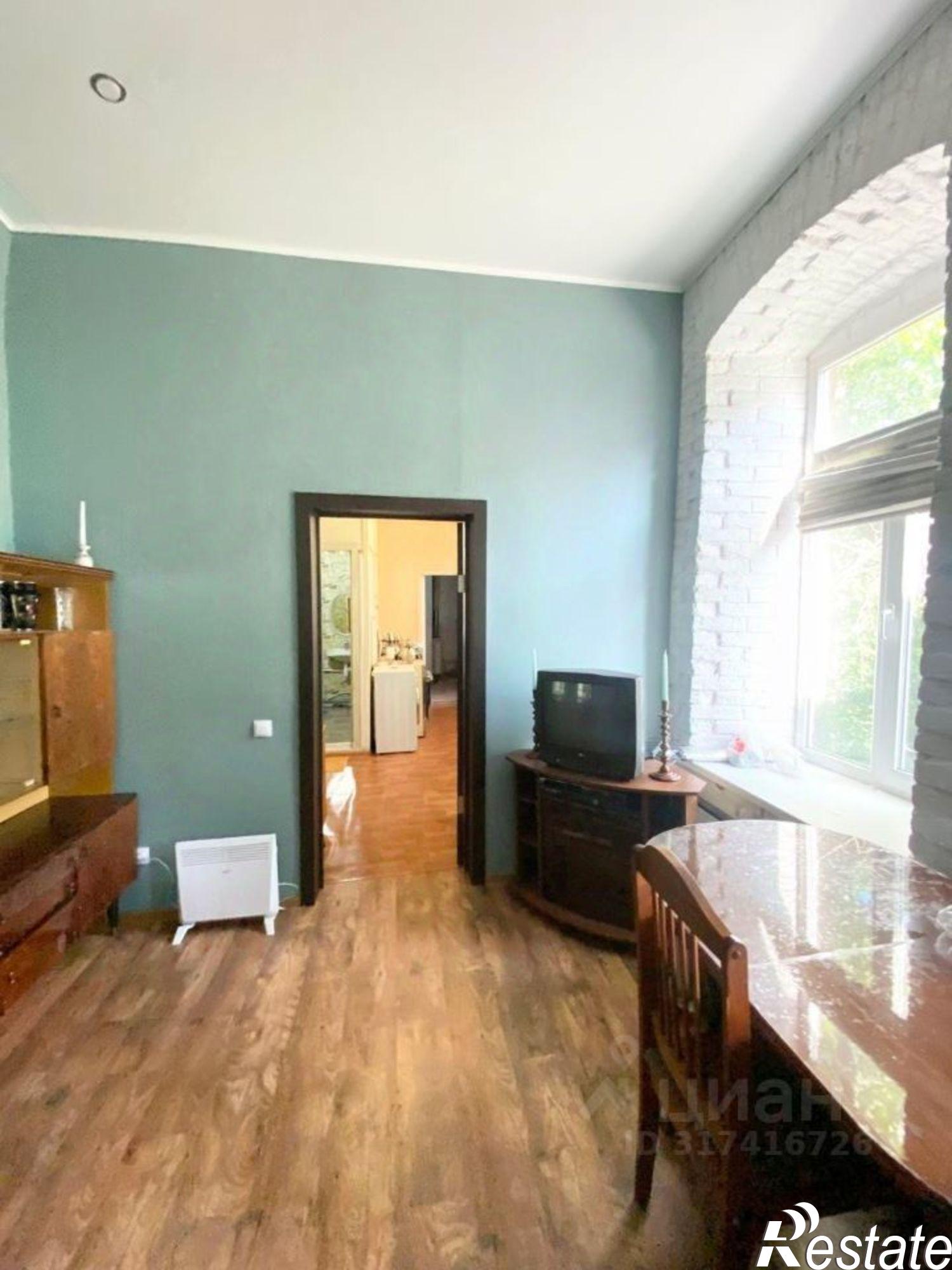 Купить квартиру за 3 700 000 рублей на Коммунальная улица, 14