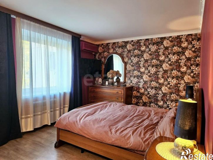 4-комн квартира улица Фридриха Энгельса, 27,  д. 27