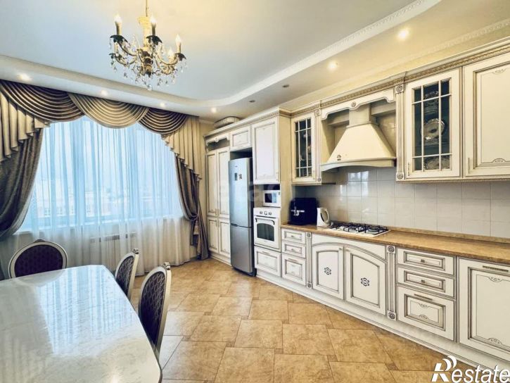 3-комн квартира улица Карла Маркса, 23А,  д. 23А