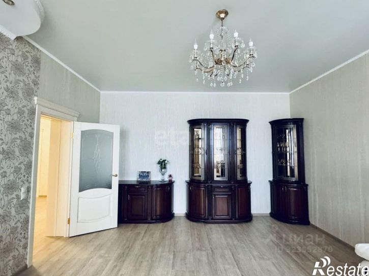 3-комн квартира улица Карла Маркса, 23А,  д. 23А