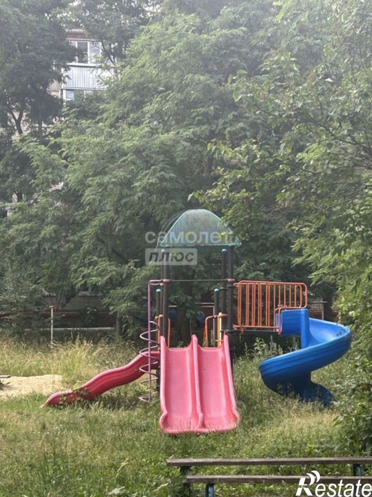 2-комн квартира Андреевская улица, 94,  д. 94