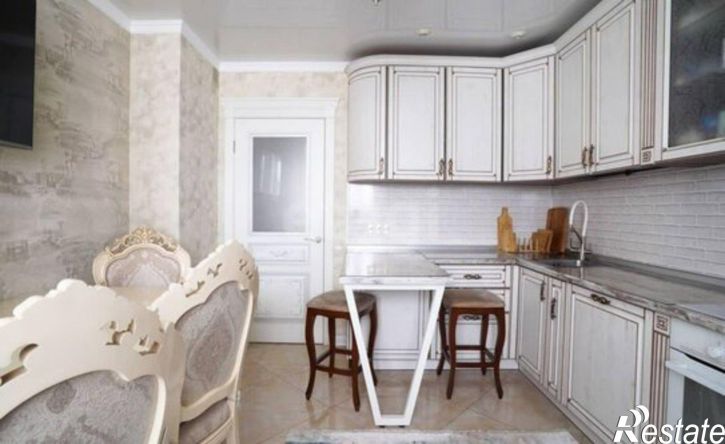 2-комн квартира Астраханская улица, 261,  д. 261