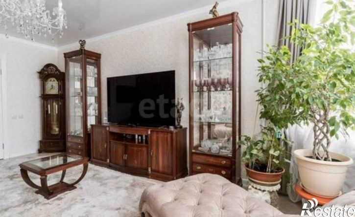 2-комн квартира Астраханская улица, 261,  д. 261