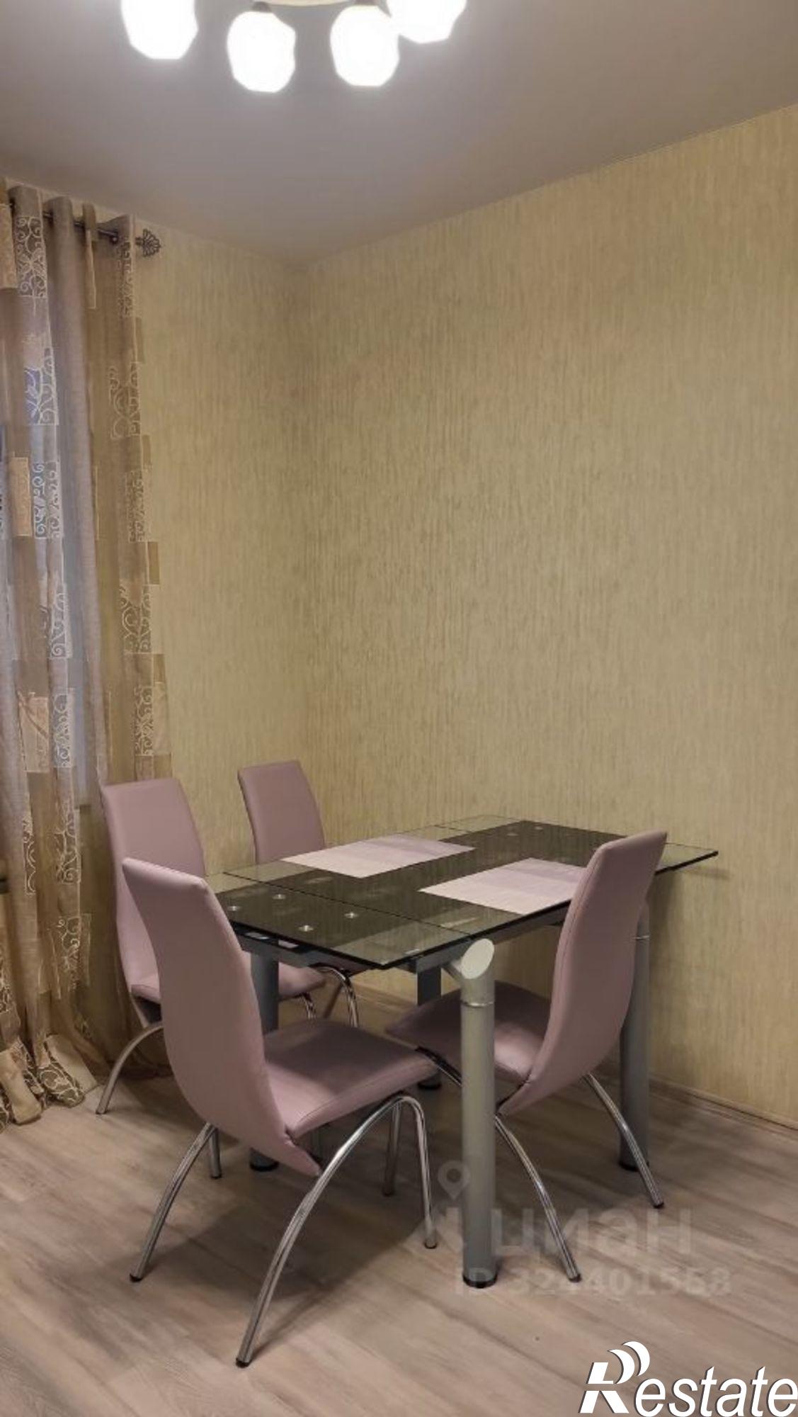 Сдать квартиру за 40 000 рублей на улица Гоголя, 25