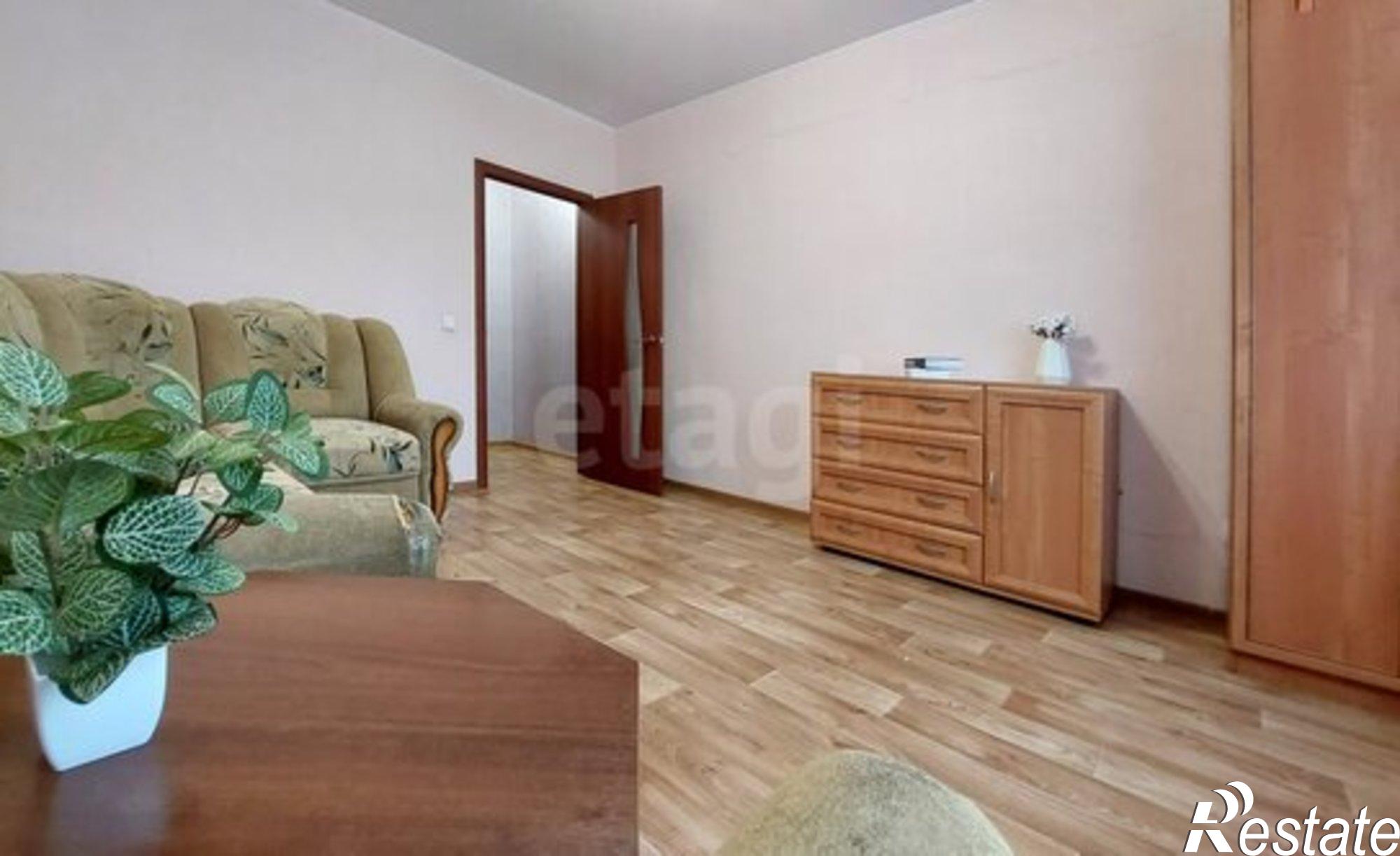 Купить квартиру за 4 500 000 рублей на ул Сенько, 26А 1