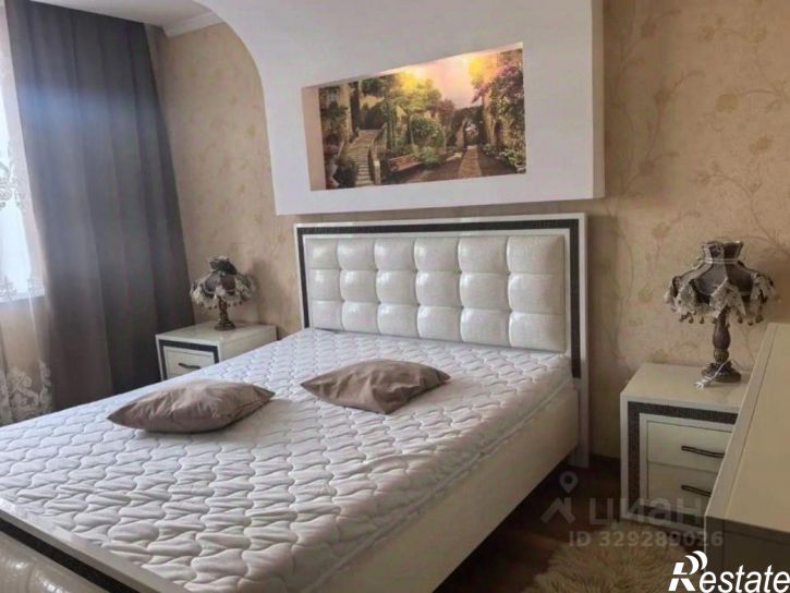 3-комн квартира Интернациональная улица, 54,  д. 54