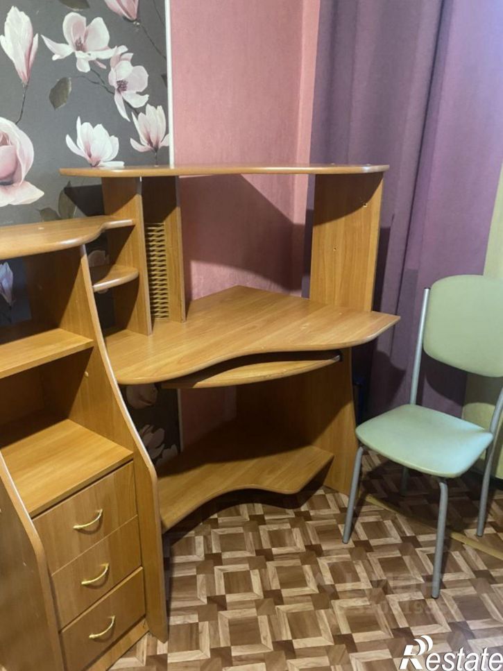 3-комн квартира улица Подвойского, 10/2,  д. 10/2