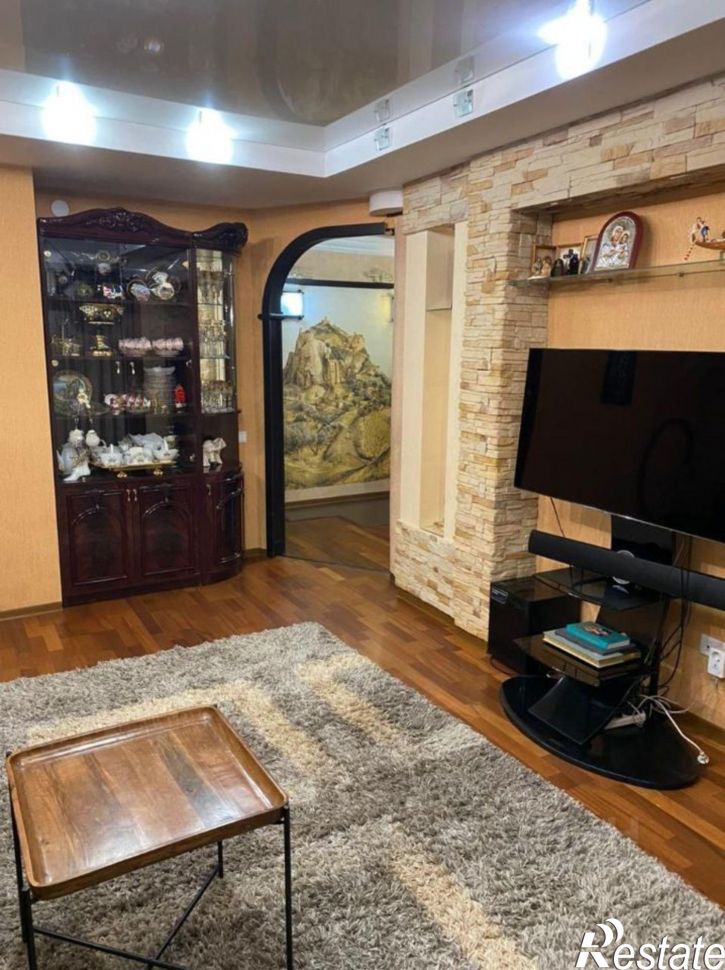 3-комн квартира Интернациональная улица, 54,  д. 54