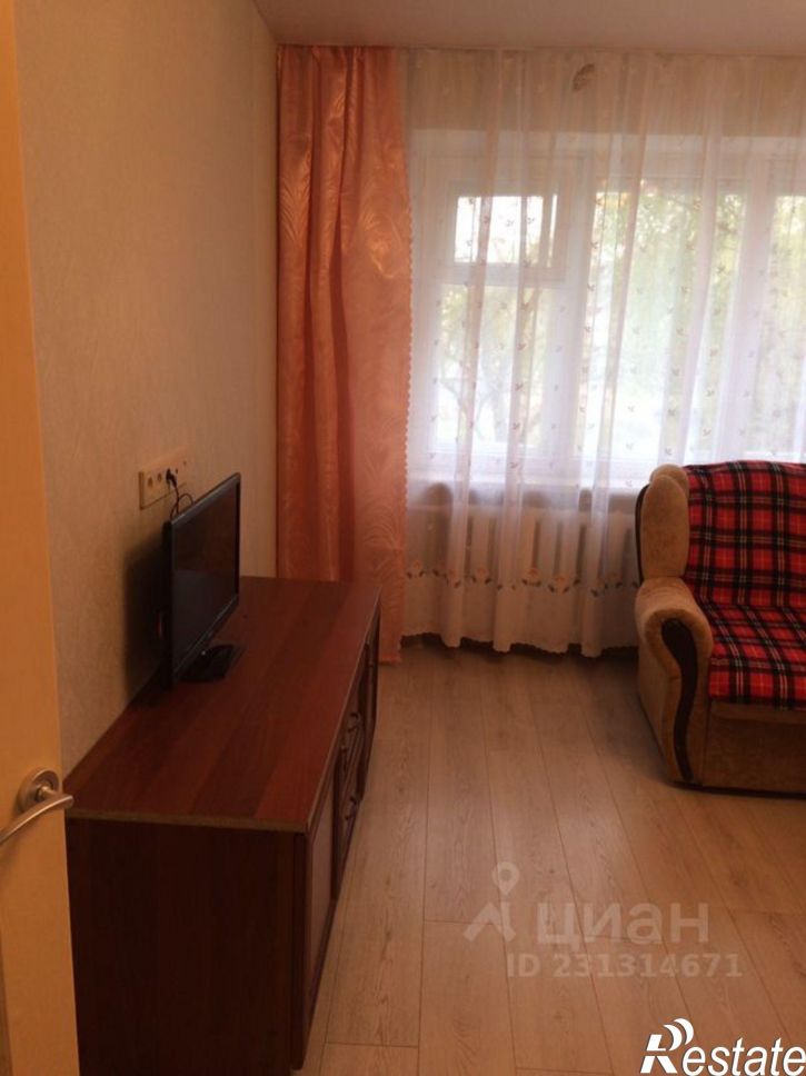 2-комн квартира б-р Энтузиастов, 32,  д. 32