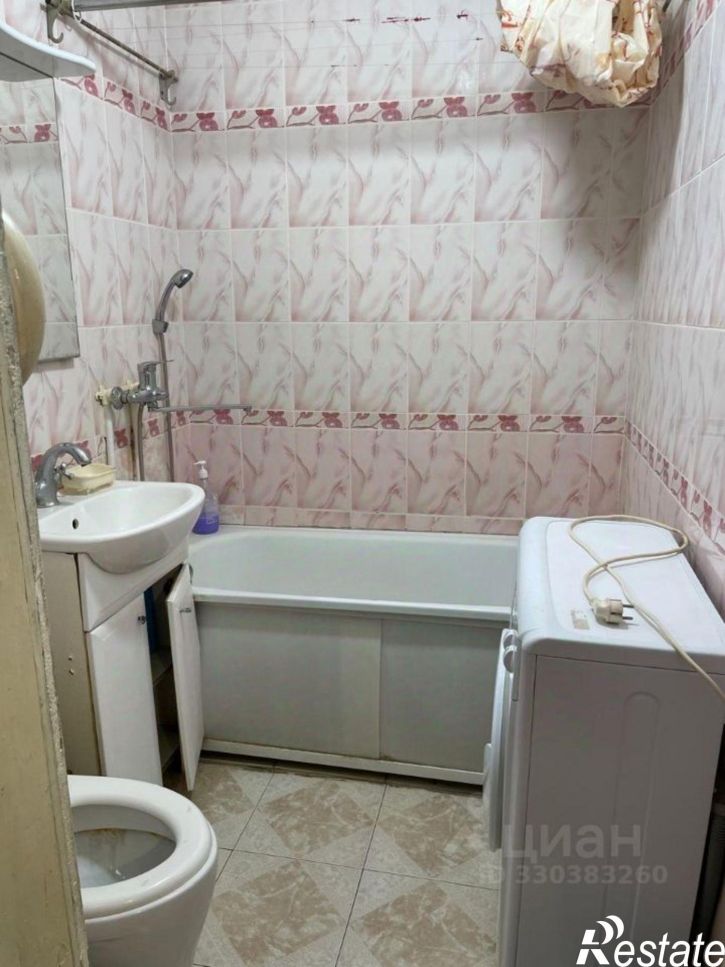 1-комн квартира улица 60 лет Октября, 4,  д. 4