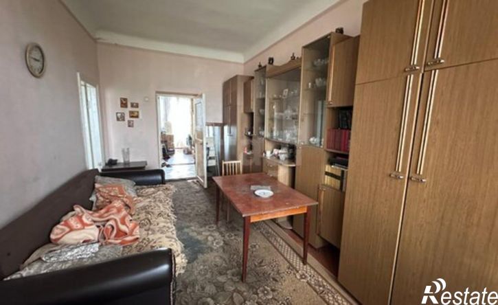 4-комн квартира Интернациональная улица, 92,  д. 92
