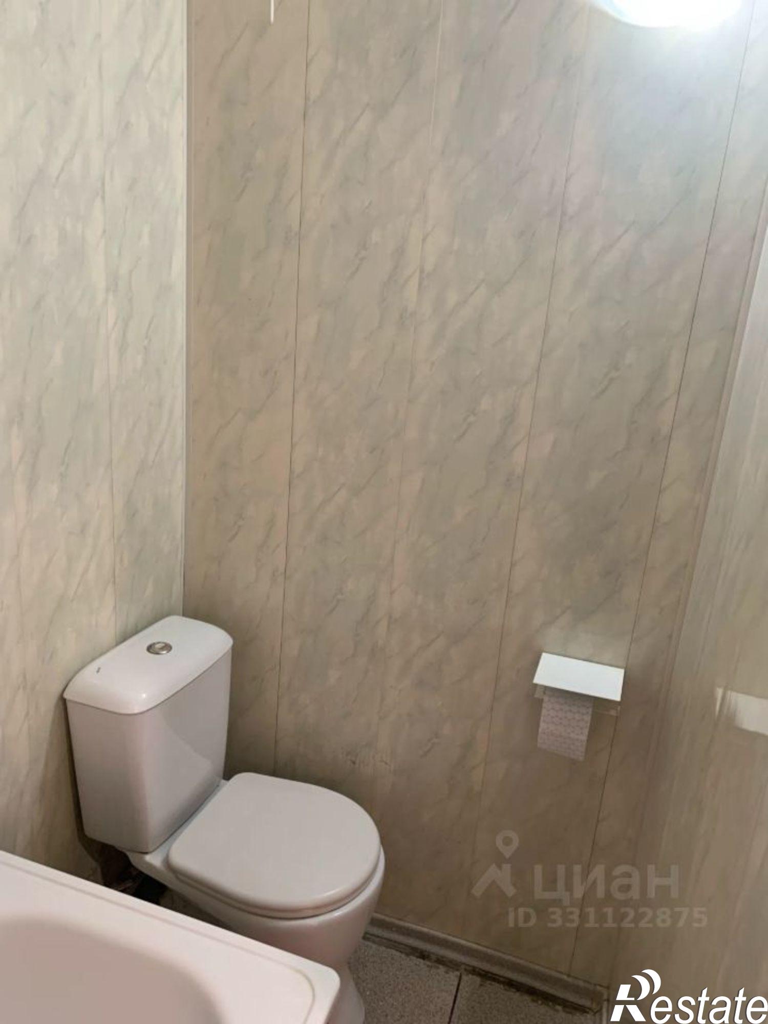 Сдать комнату за 15 000 рублей на ул Рылеева, 74