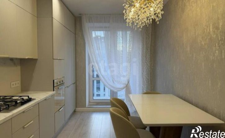 2-комн квартира улица имени С.И. Савостьянова, 14В