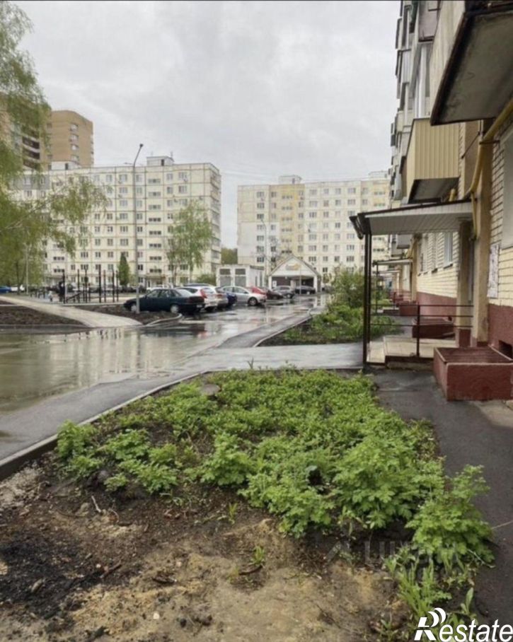1-комн квартира улица 60 лет Октября, 6,  д. 6
