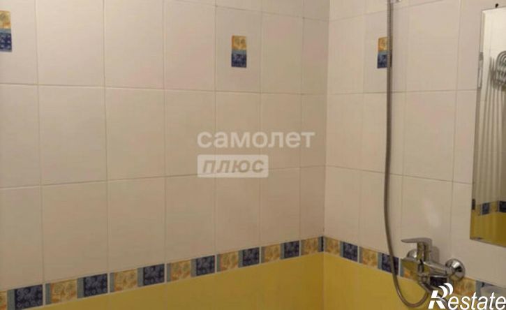 2-комн квартира улица Чичканова, 18,  д. 18