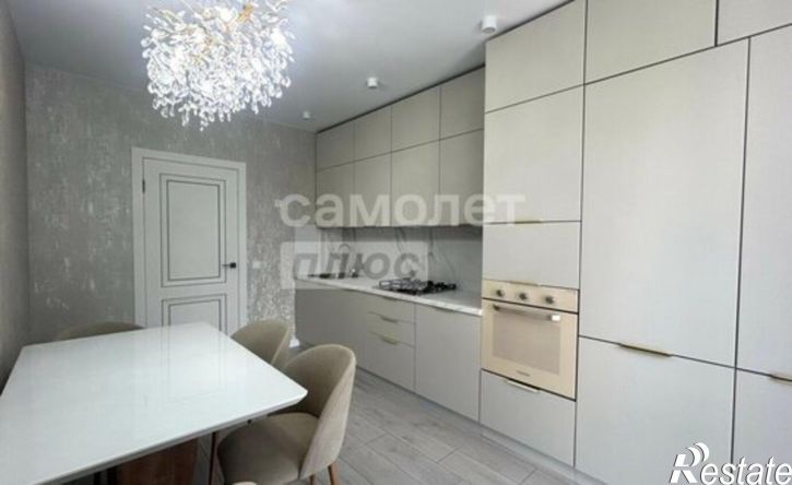 2-комн квартира улица имени С.И. Савостьянова, 14В