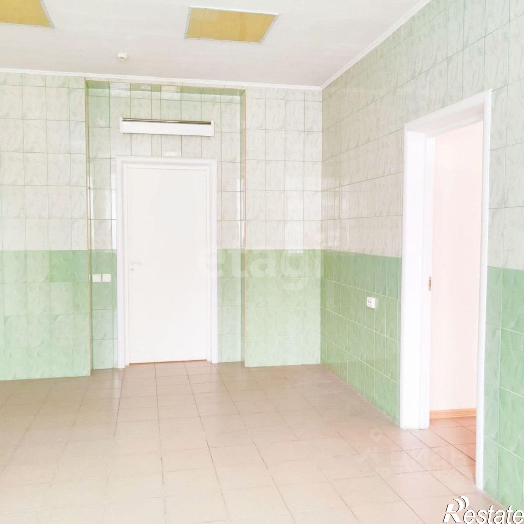 Купить офис, помещение под офис за 15 968 800 рублей на ул Студенецкая, 14а