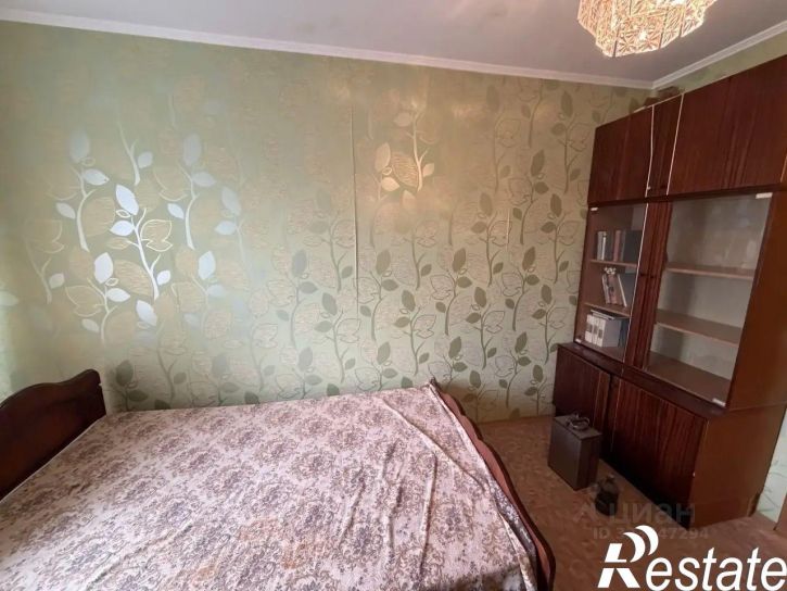 4-комн квартира улица Николая Вирты, 102,  д. 102