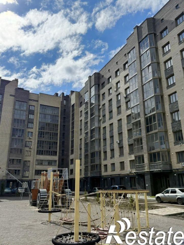 3-комн квартира в новом доме улица Савостьянова, 14А,  д. 14А
