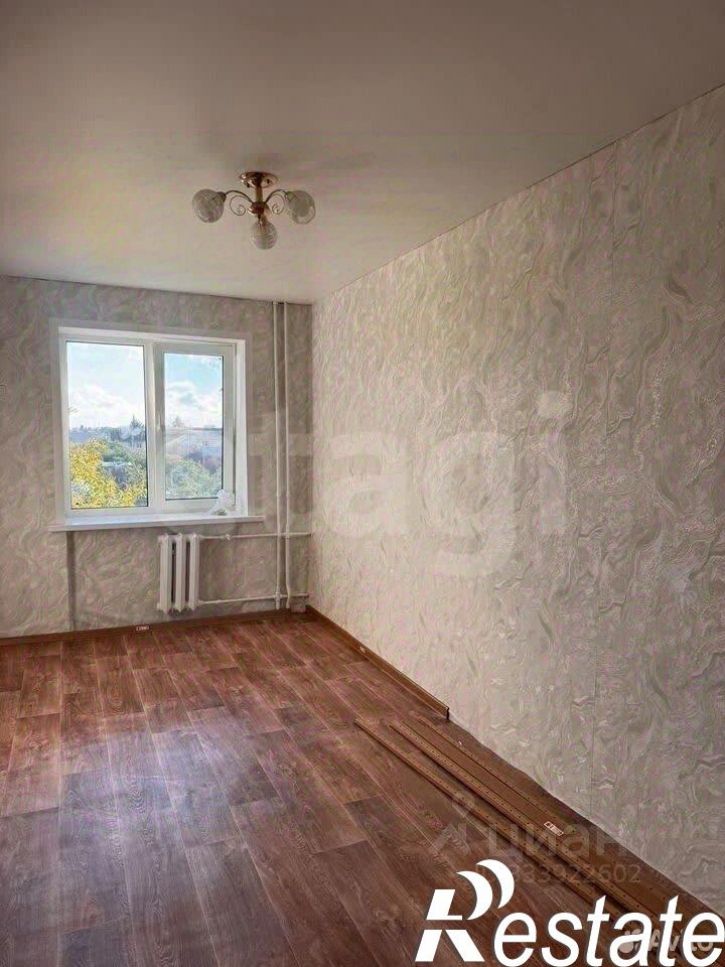 2-комн квартира улица Владимира Михайлова, 33,  д. 33