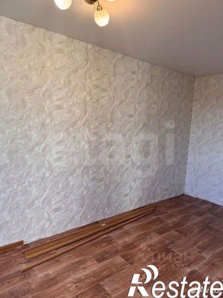 2-комн квартира улица Владимира Михайлова, 33,  д. 33