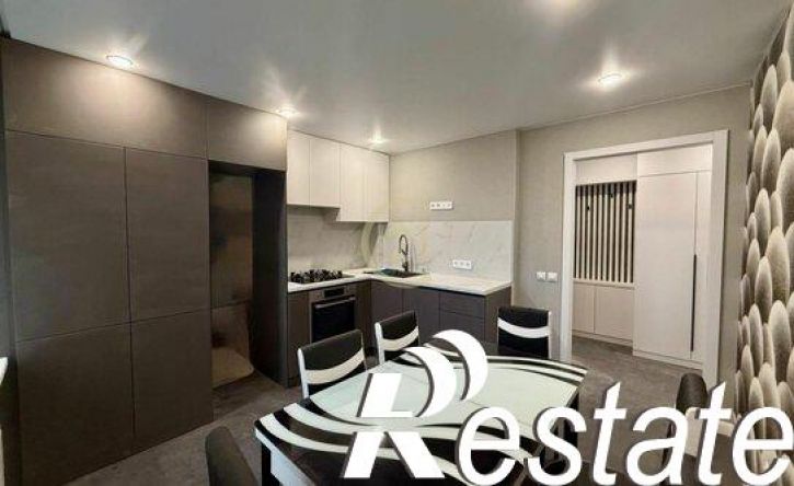 2-комн квартира улица Киквидзе, 77Б,  д. 77Б