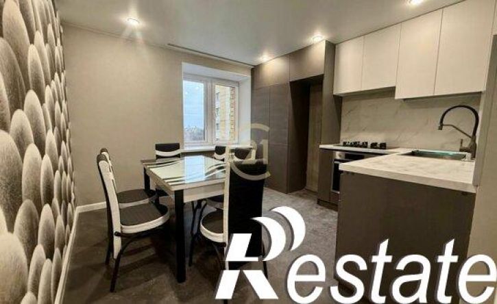 2-комн квартира улица Киквидзе, 77Б,  д. 77Б